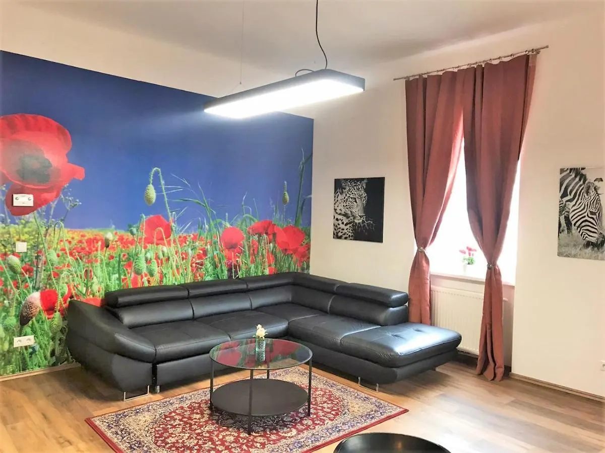 Studio & Apartments Near Reumannplatz Vienna