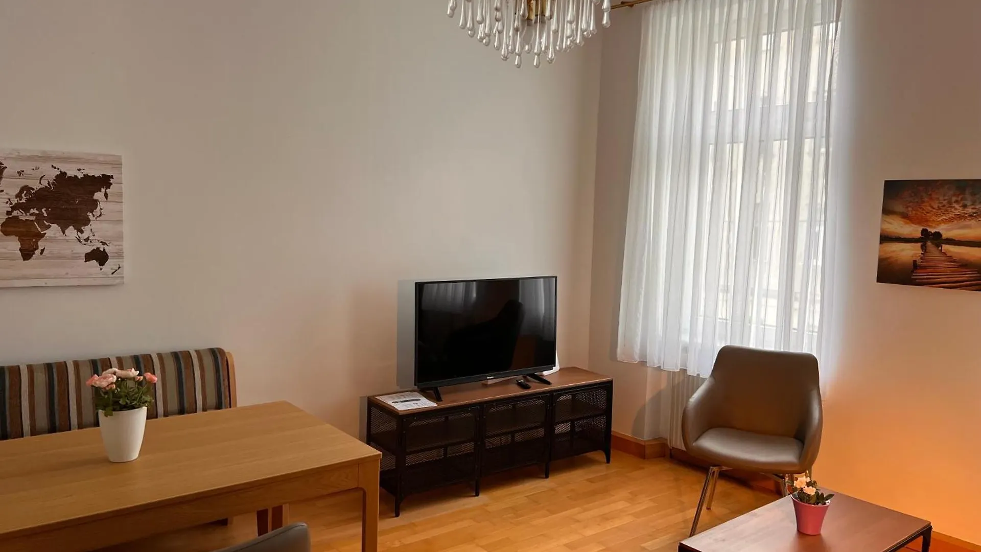 Studio & Apartments Near Reumannplatz Vienna Austria