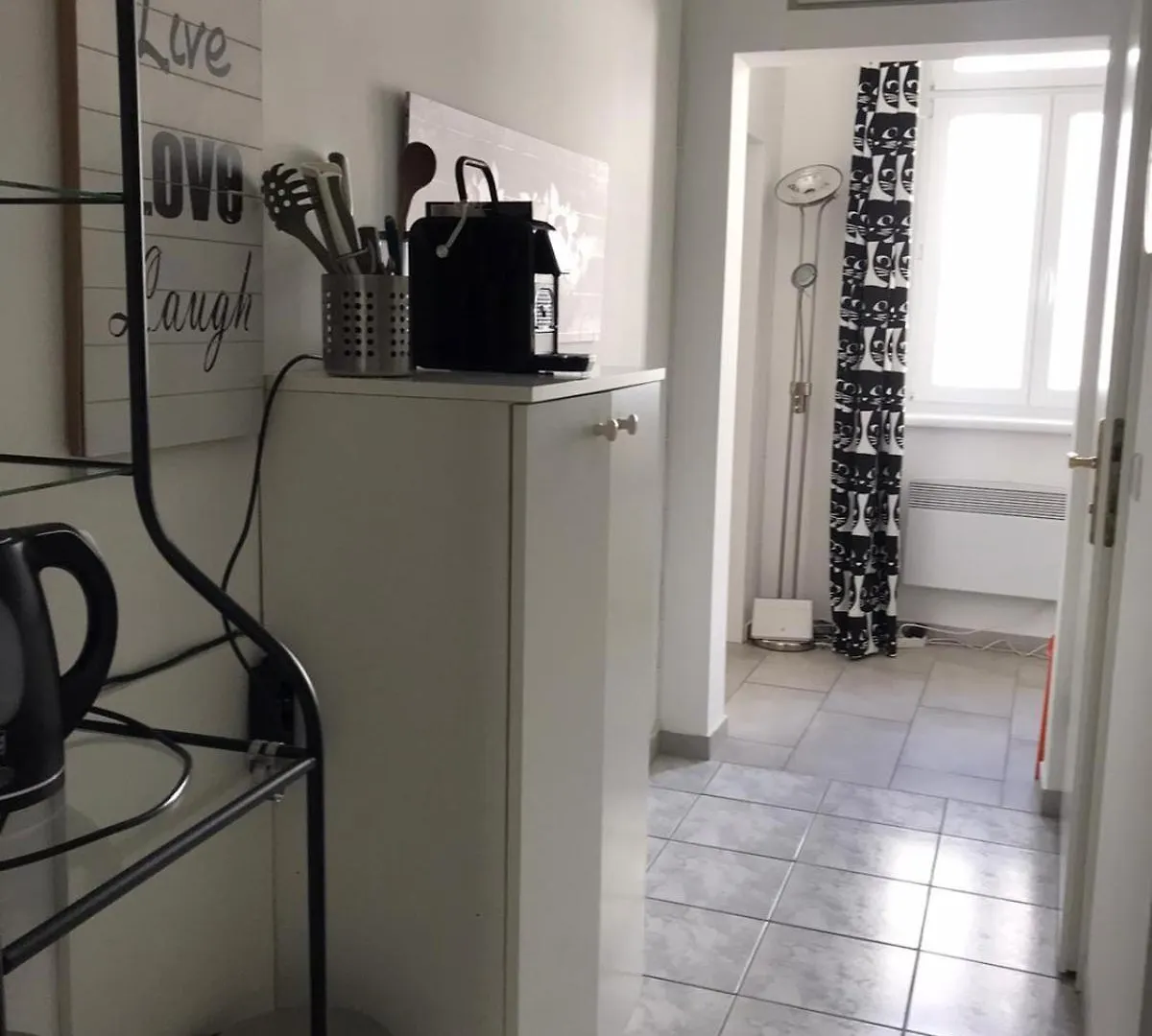 Studio & Apartments Near Reumannplatz Vienna 0*,
