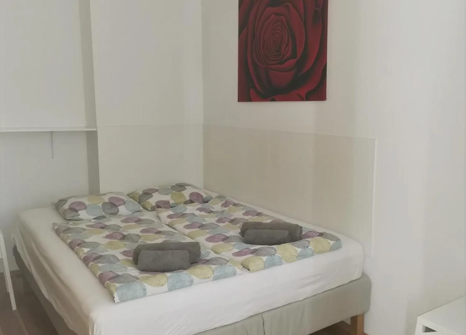 Studio & Apartments Near Reumannplatz Vienna
