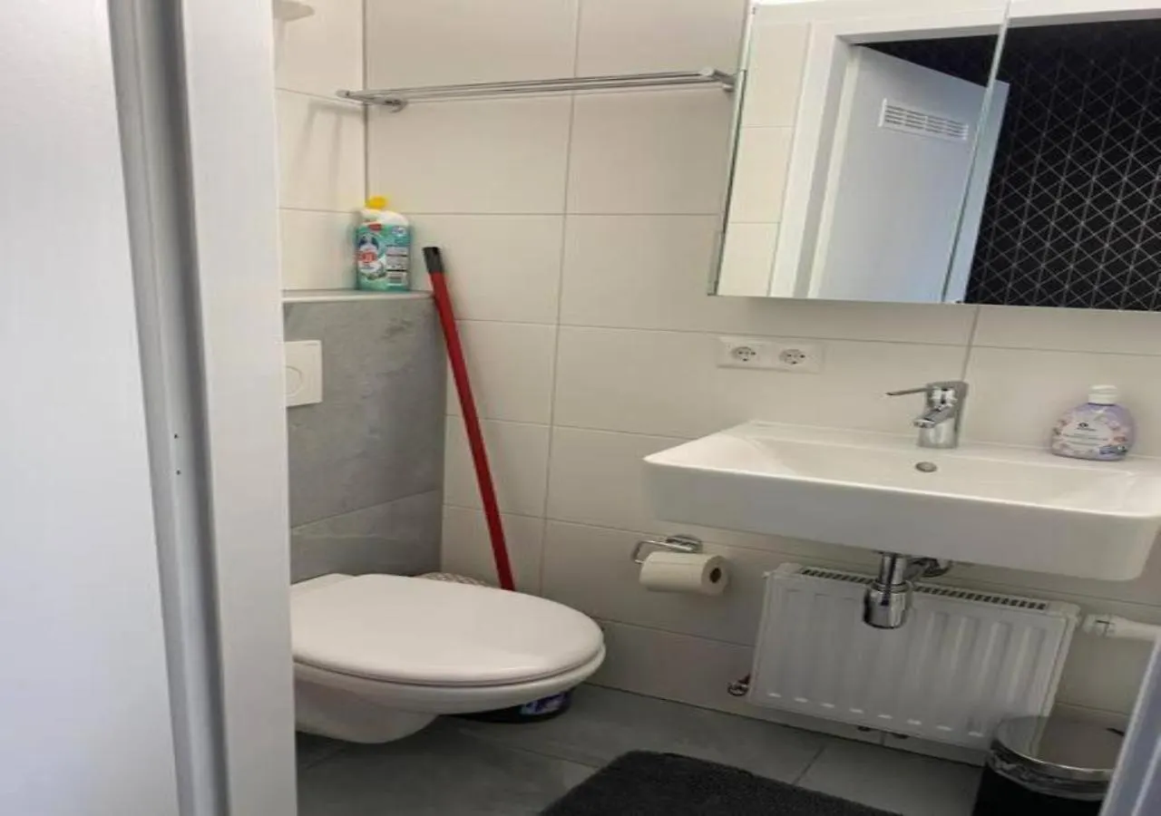 Studio & Apartments Near Reumannplatz Vienna
